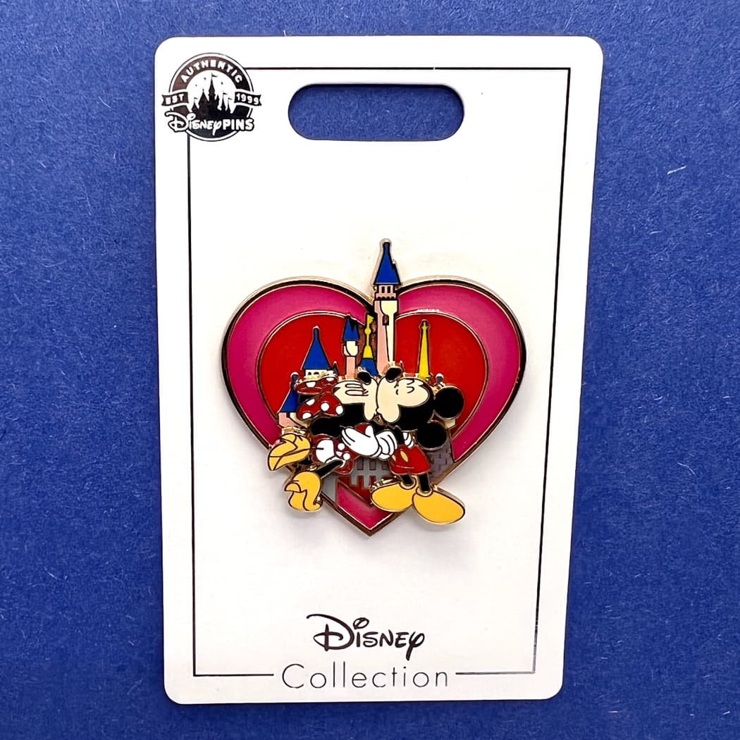 Valentines Day 2022 - Mickey and Minnie Kissing Pin